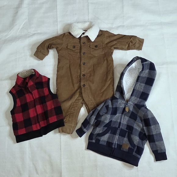 Bundle Of Baby Clothes Warm Corduroy Jumpsuit Fleece Vest Jacket Size 3 Months - Picture 1 of 8